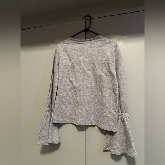 ❤️bp - Gray Ruffled Bell Sleeve Top (XS) - Picture 7 of 10